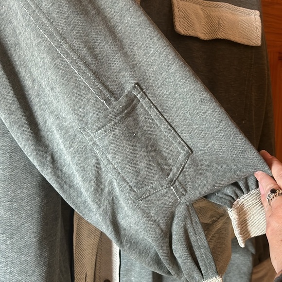 Pol Shacket size Large - Picture 5 of 7